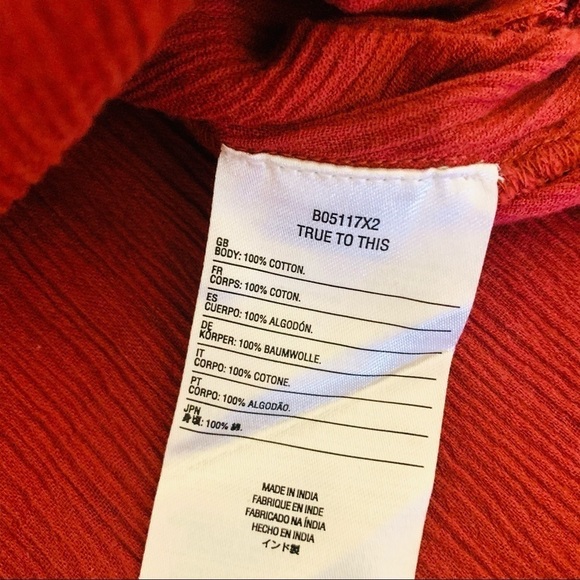 NWT VOLCOM Stone Row Flyaway Festival red blouse S - Picture 7 of 9